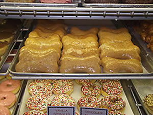 dinosdonuts